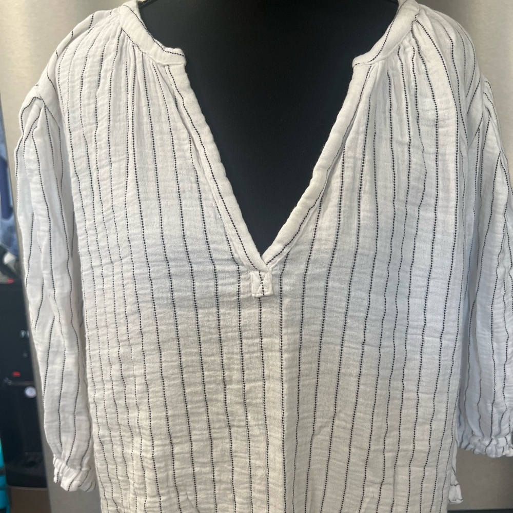HERO & DREAMERS White Striped Women's Top